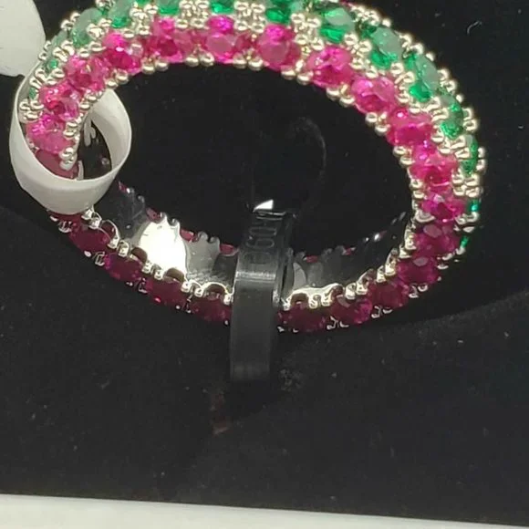 18k White Gold Plated ring 3 row eternity with pink and green cubic zirconia sto - Picture 3 of 3